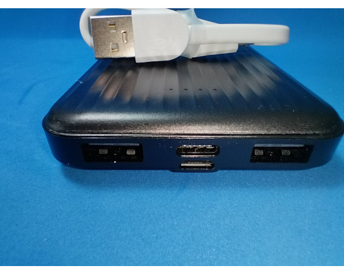 Внешний аккумулятор Power Bank KLGO KP-56 10000mAh 2.1A Белый/Черный