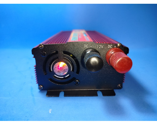 Инвертор, Преобразователь 12v-220V 1000W